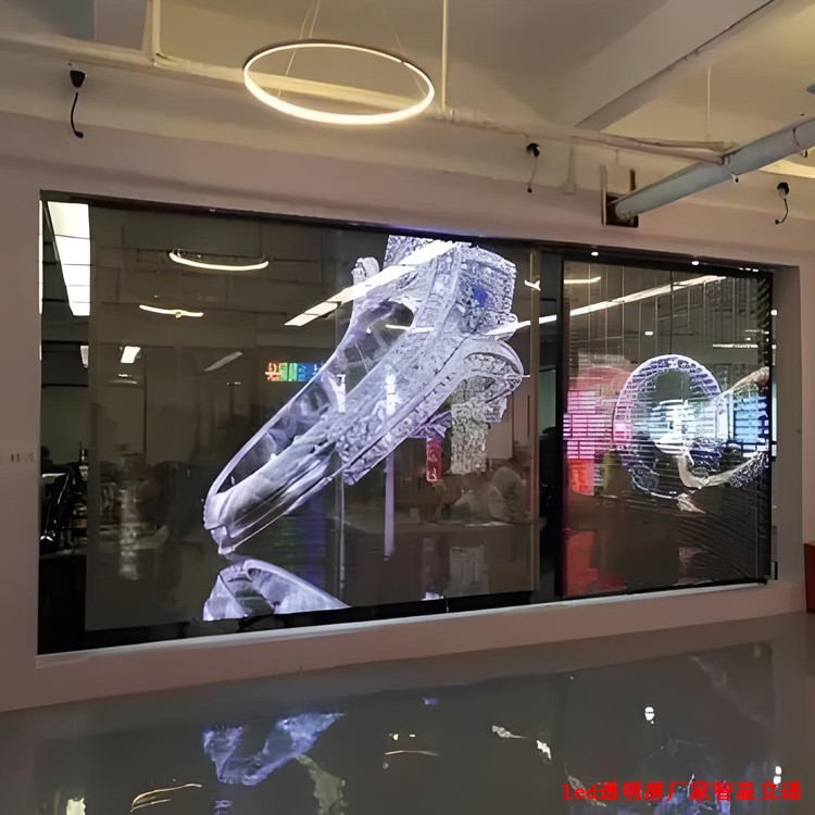 更震撼炫酷！LED显示屏厂家独家打造店铺橱窗宣传led透明屏！